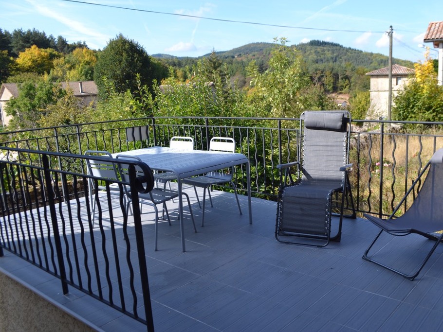 La Laurère - la terrasse