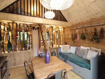 Pièce de vie - Lodge romantique - Les Jolis Chalets