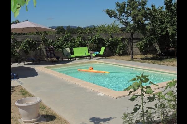 Chambres d'hôtes avec piscine dans le Parc naturel régional du Pilat - Piscine