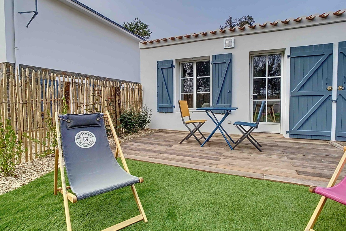 Jardin privatif et terrasse