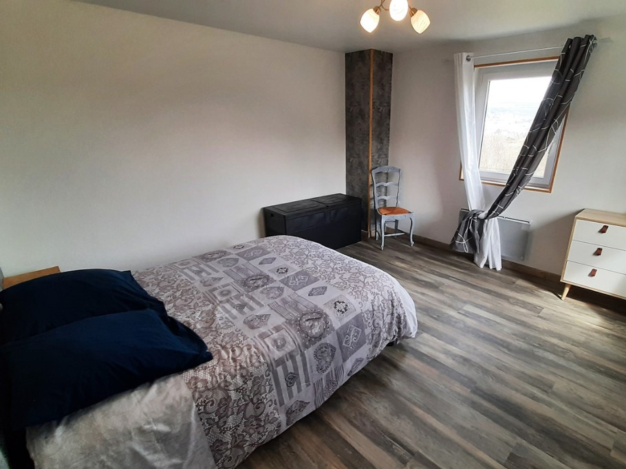 2ème niveau - chambre n°3 - 1 lit en 140x190 cm