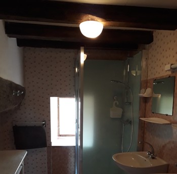 salle d'eau du vieux manoir