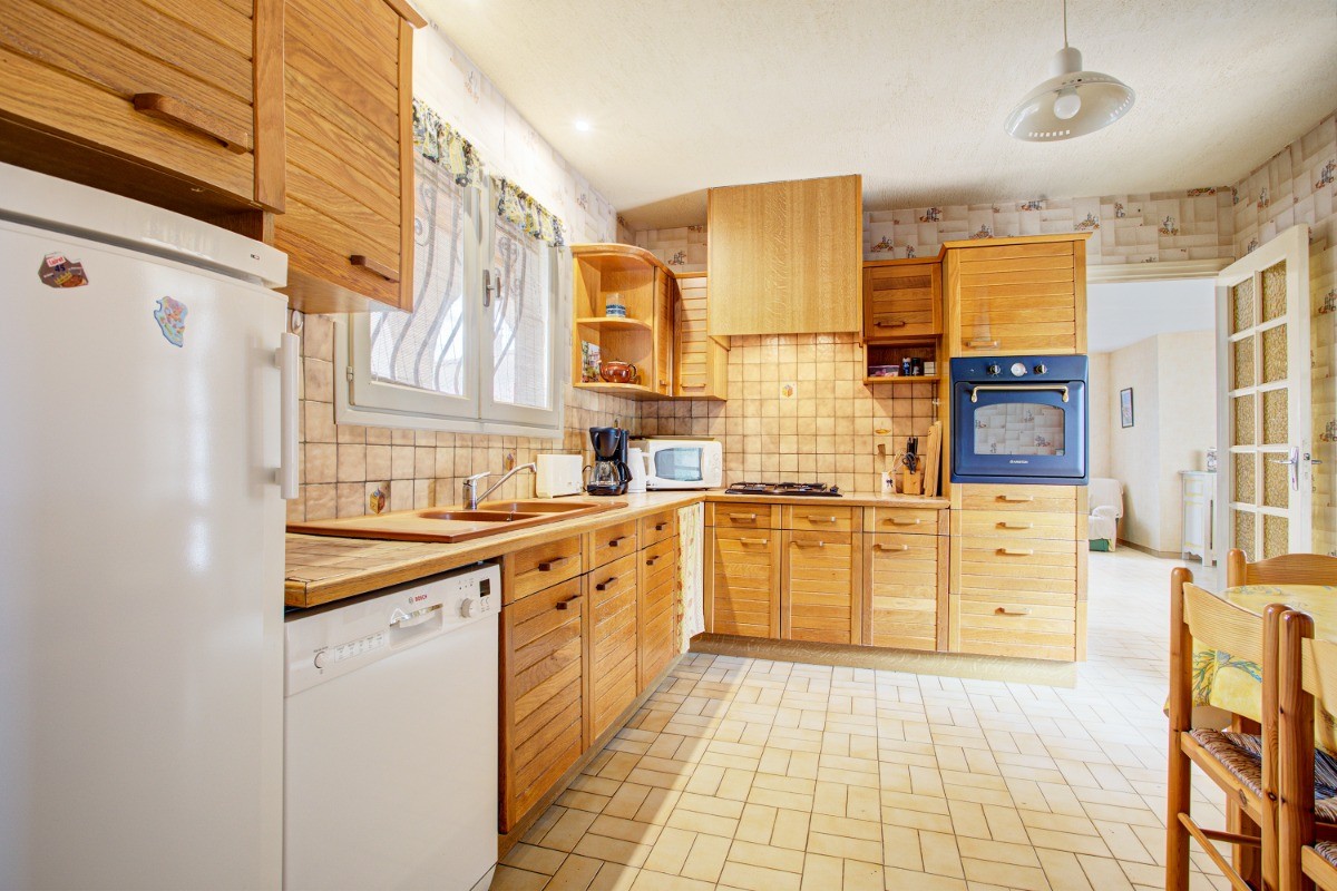 Autre vue cuisine équipée