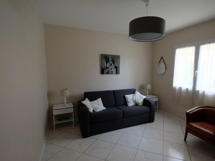 Salon avec canapé convertible (couchage 140)