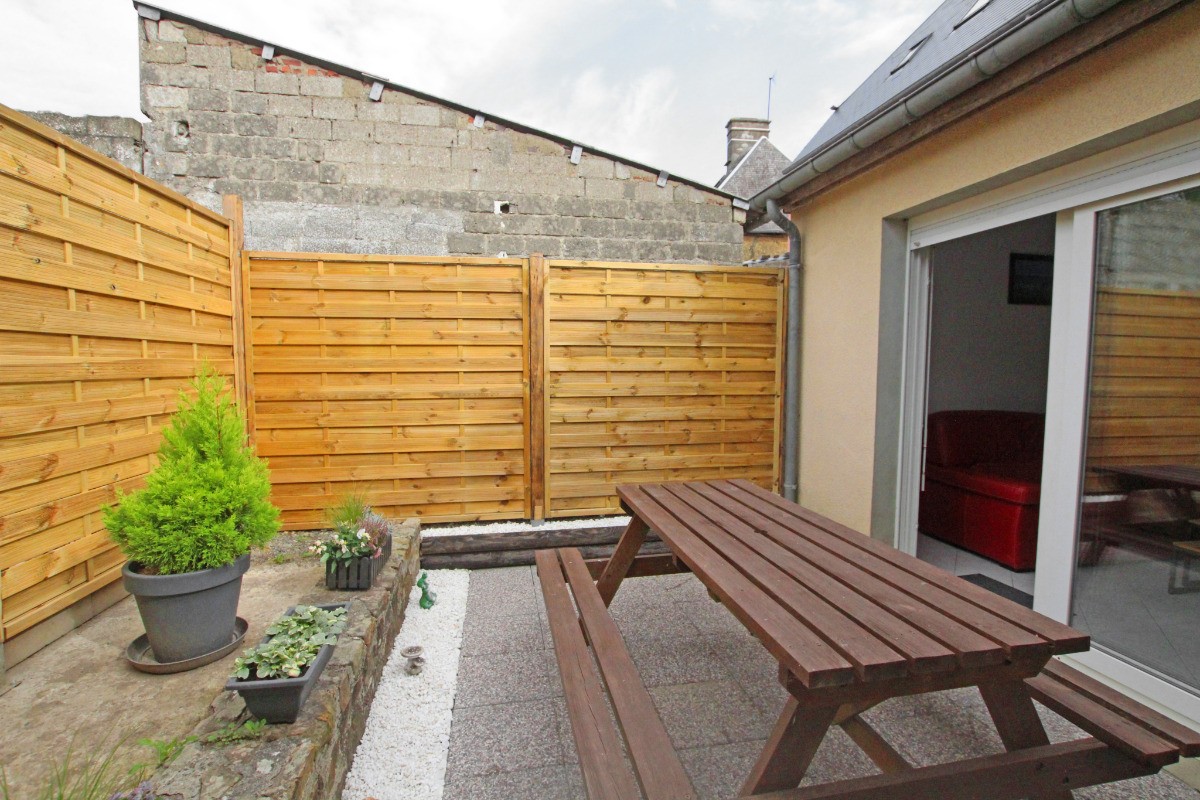 Cour close extérieure