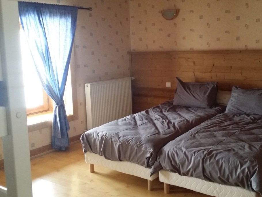 Grande chambre 
4 lits + dressing