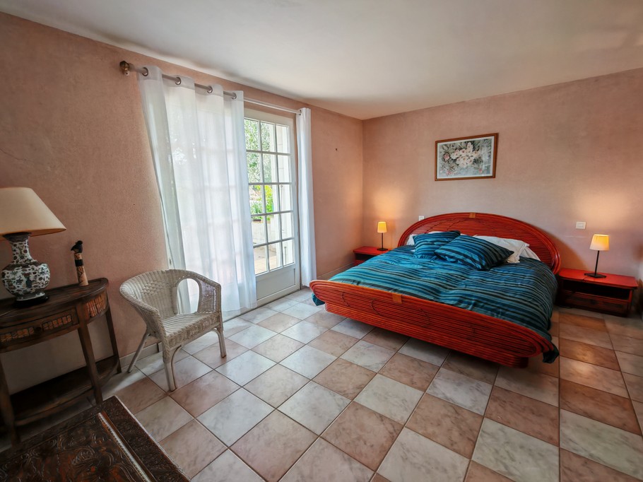 Bedroom 2 - Ground floor