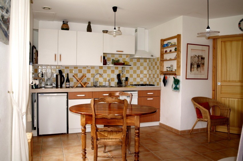 La cuisine et le coin repas