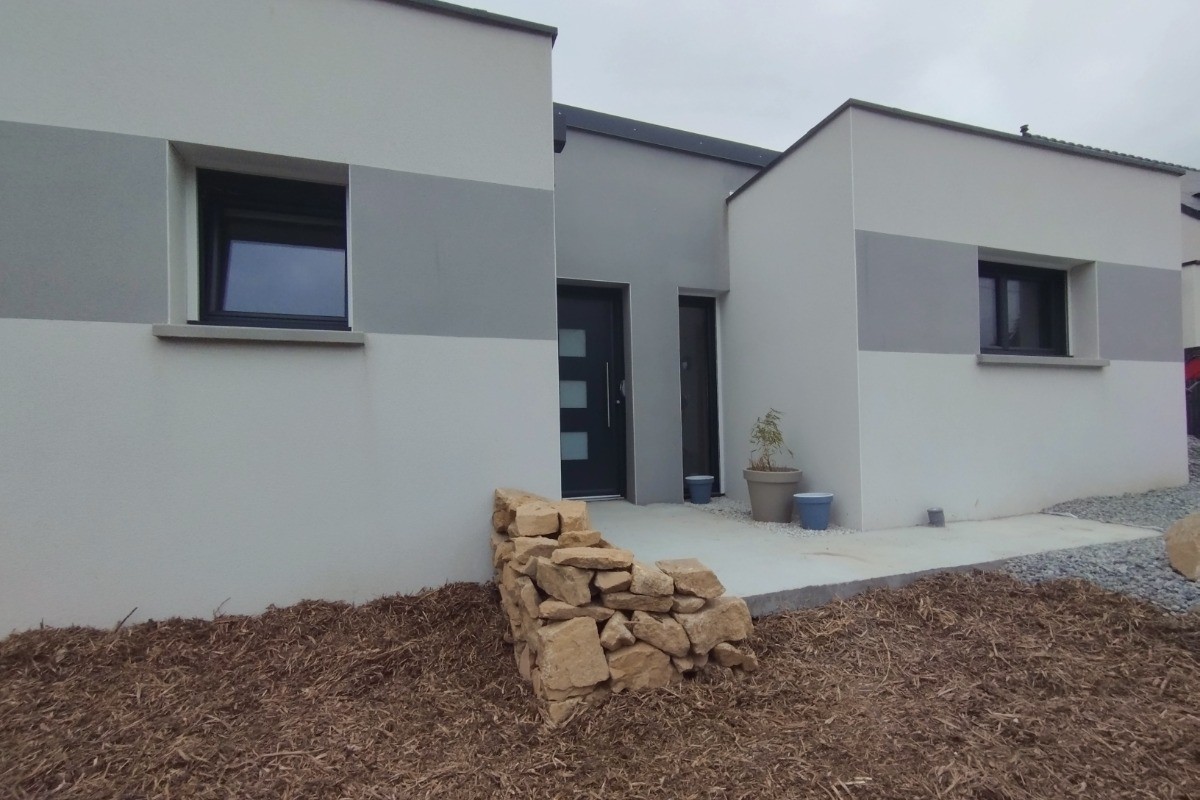 La maison vue de l'extérieur =)