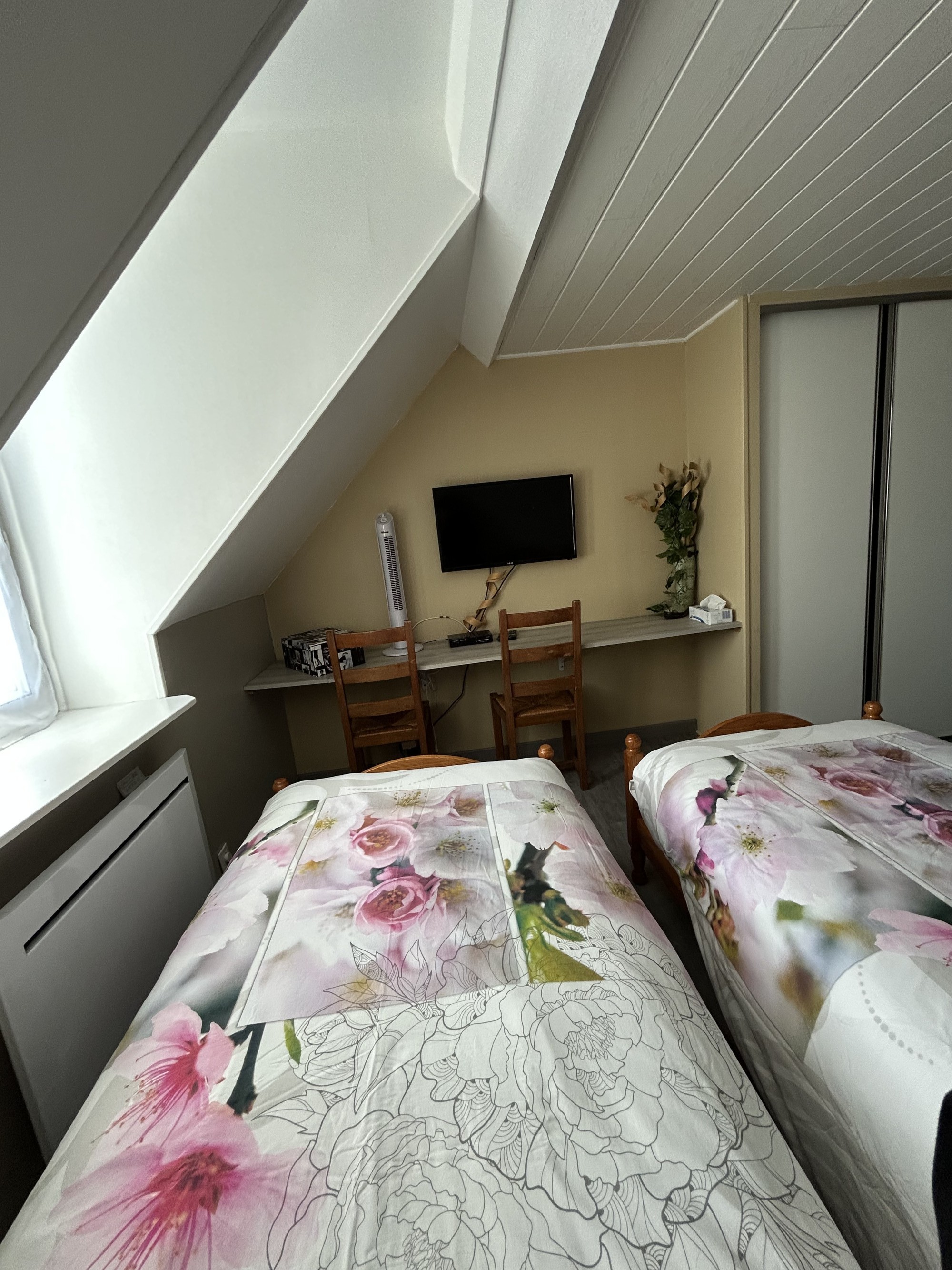 second bedroom