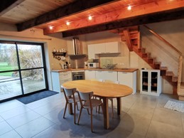 Cuisine équipée / salle à manger