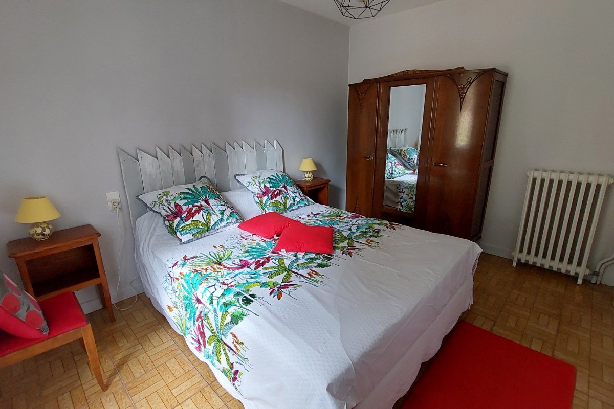 Chambre 1 au rez de chaussée