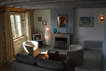 Côté salon cheminée Etable