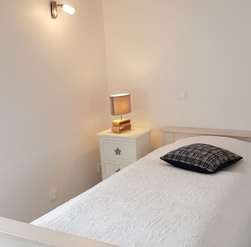 chambre étage 90cmx2