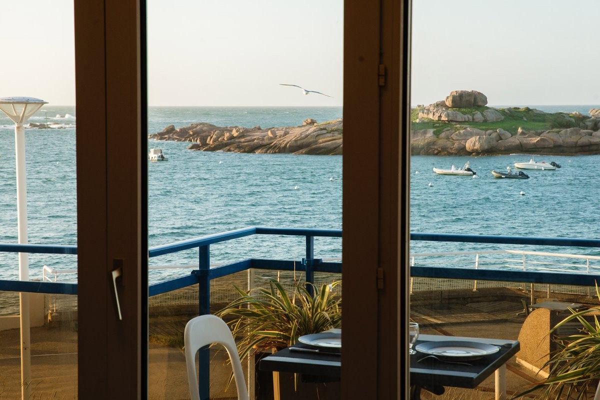 vue terrasse de l'intérieur