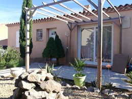 Terrasse privée et ombragée