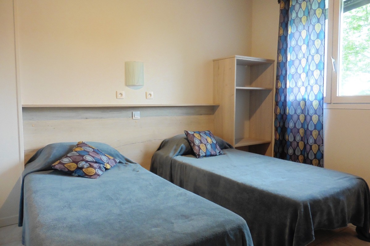 Chambre 2 lits 90