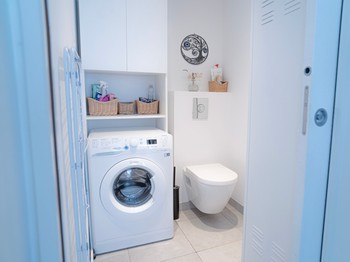 Bathroom / Laundry room