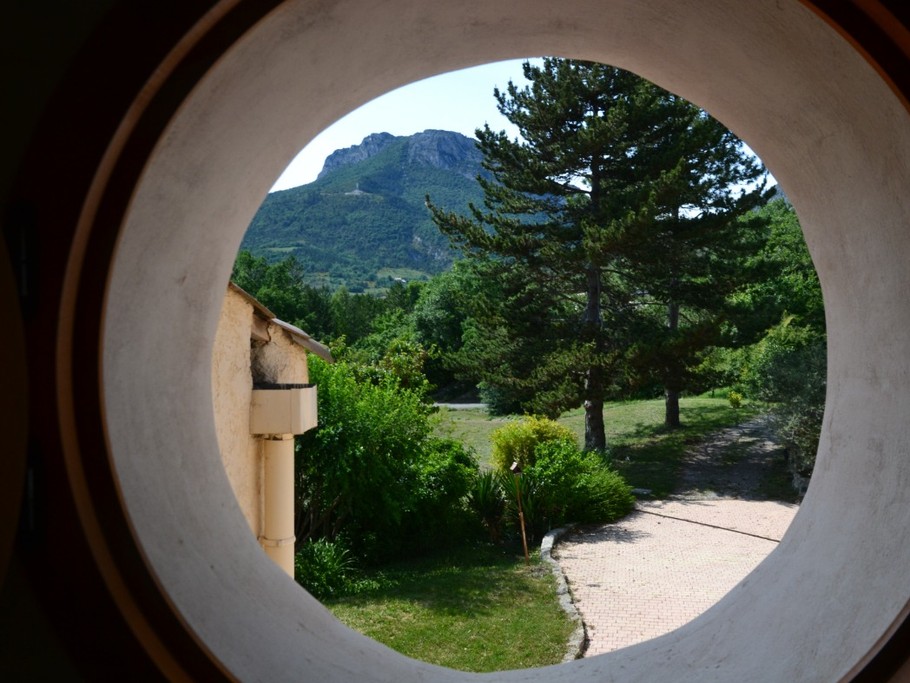 Vue depuis la salle d'eau