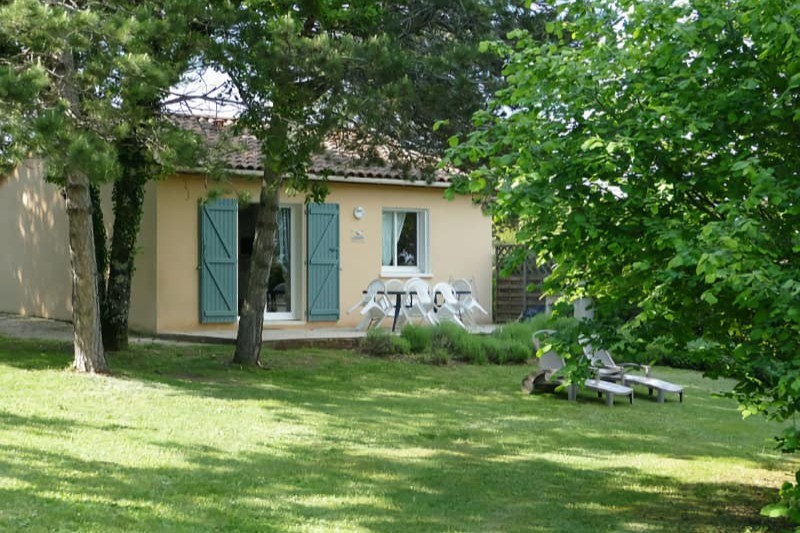 Jardin Village de Gîtes Les Collines d'Eyvigues 24580 Salignac Eyvigues Clévacances
