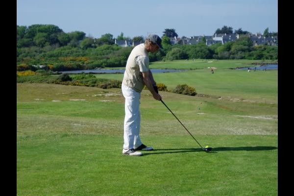 Terrain de Golf (6 km)