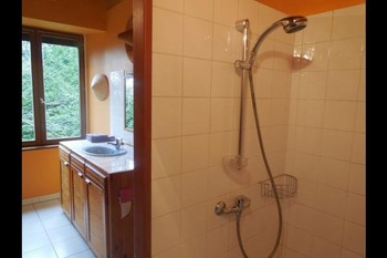 Douche CHAMBRE DHOTES LE BATEAU HAUTE-VIENNE