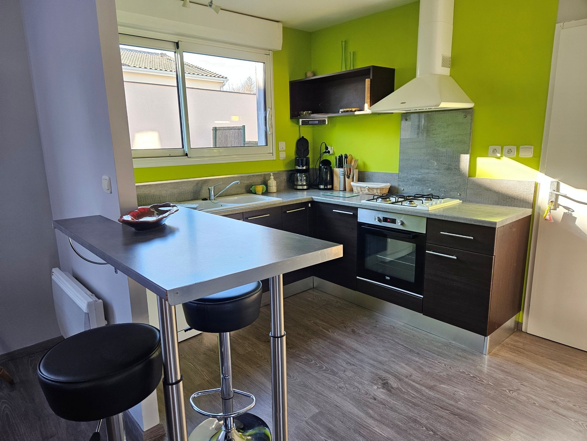 Maison de vacances pour 4 à 6 personnes "Les Milleraux", avec jardin clos et garage pour vélos et motos, près d'Angoulême