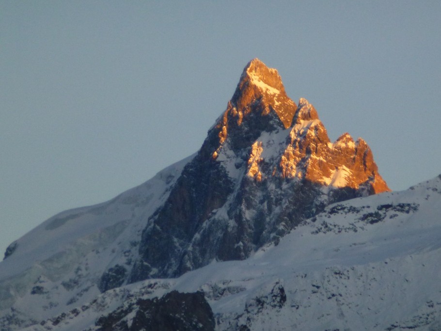 coucher de soleil sur la Meije vue du gîte