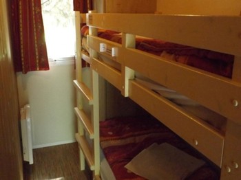 Roulotte des Lutins pour 4 personnes, à Défi Planet, à Dienné, Vienne