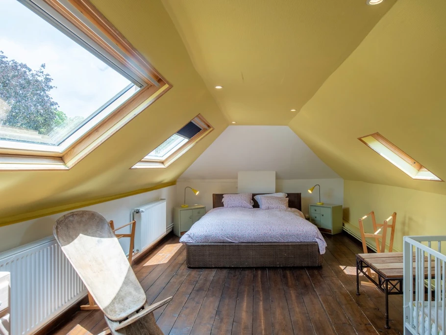 Chambre lit double 2ème étage