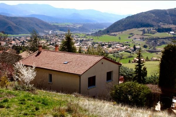 Vue autour de la location Clévacances Alpes de Haute Provence
