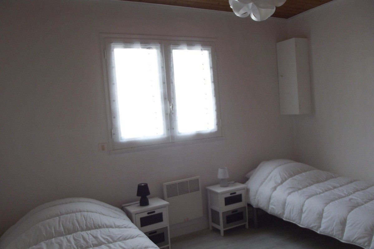 Chambre 2 lits en 90 -