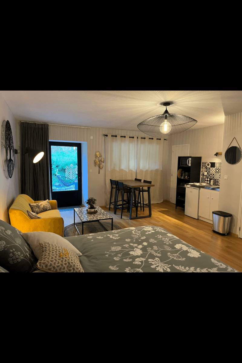 STUDIO COCOON et SPACIEUX POUR 2 PERSONNES - PLAINTEL - ST BRIEUC - COTES D'ARMOR - BRETAGNE