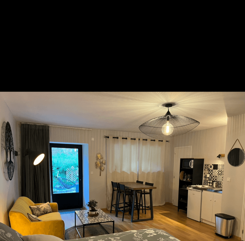 STUDIO COCOON et SPACIEUX POUR 2 PERSONNES - PLAINTEL - ST BRIEUC - COTES D'ARMOR - BRETAGNE