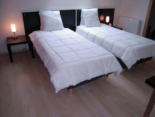 Aussi possible, 2 simple lits 90 x 210cm