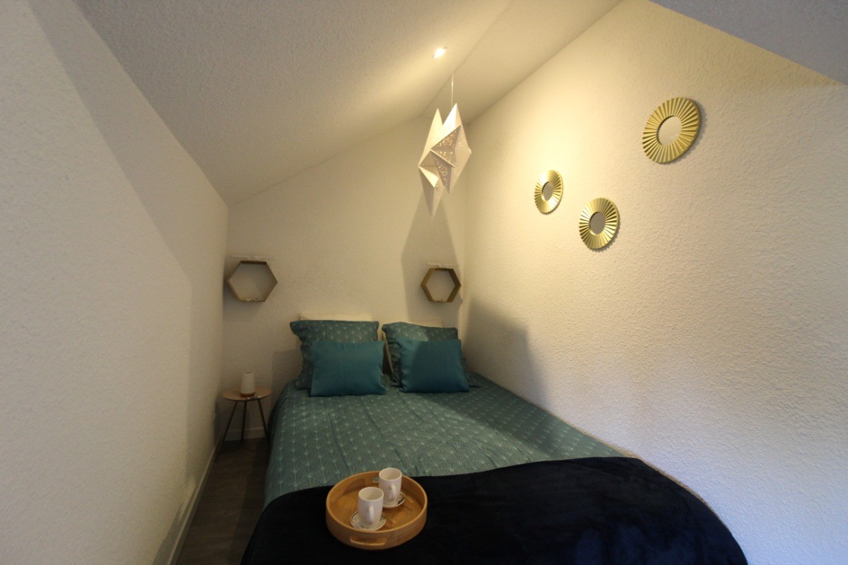 Chambre Douce Nuit et son alcôve - Gite Saint-Sauveur 54