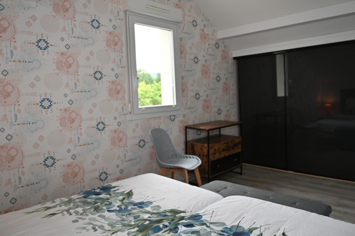 Chambre 2 - Maison moderne et confortable ©JLouis Mallaisé