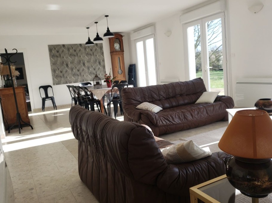 Gite 12personnes Le Bois Dormant à St Jean d'Angély en Charente maritime