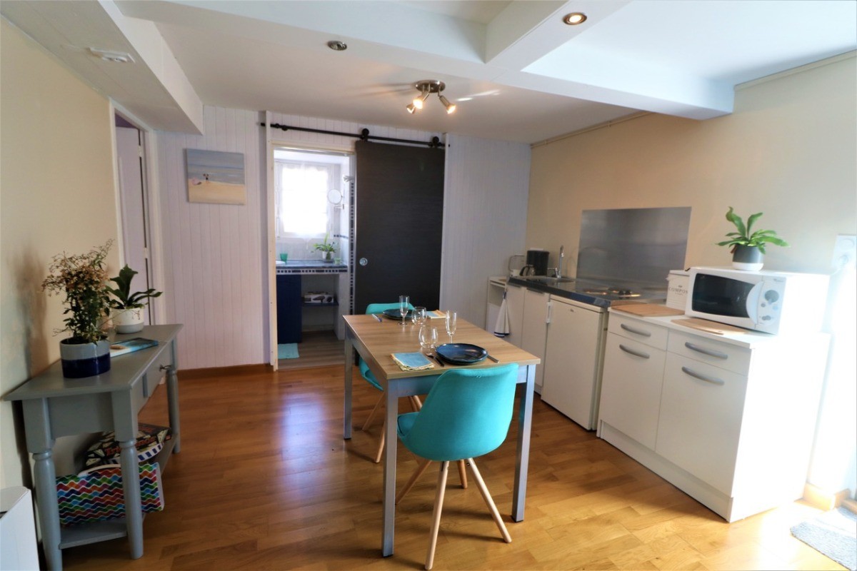 Location de vacances, 2 personnes, LANTIC, Cuisine