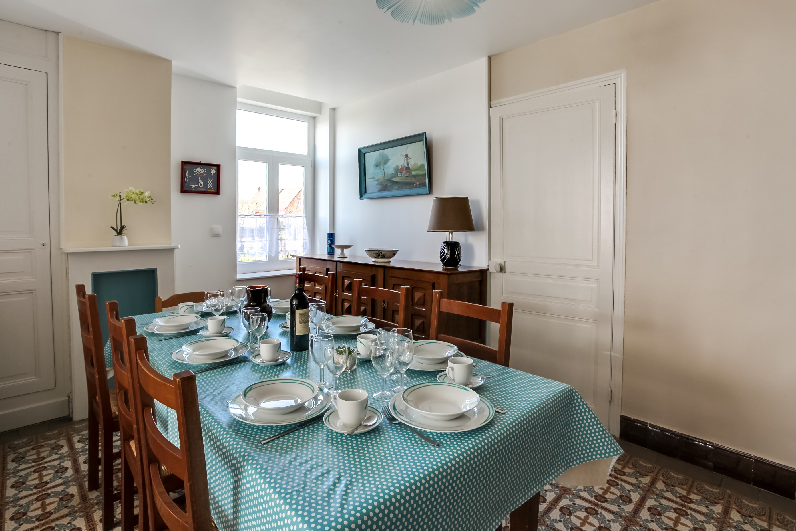 dining room