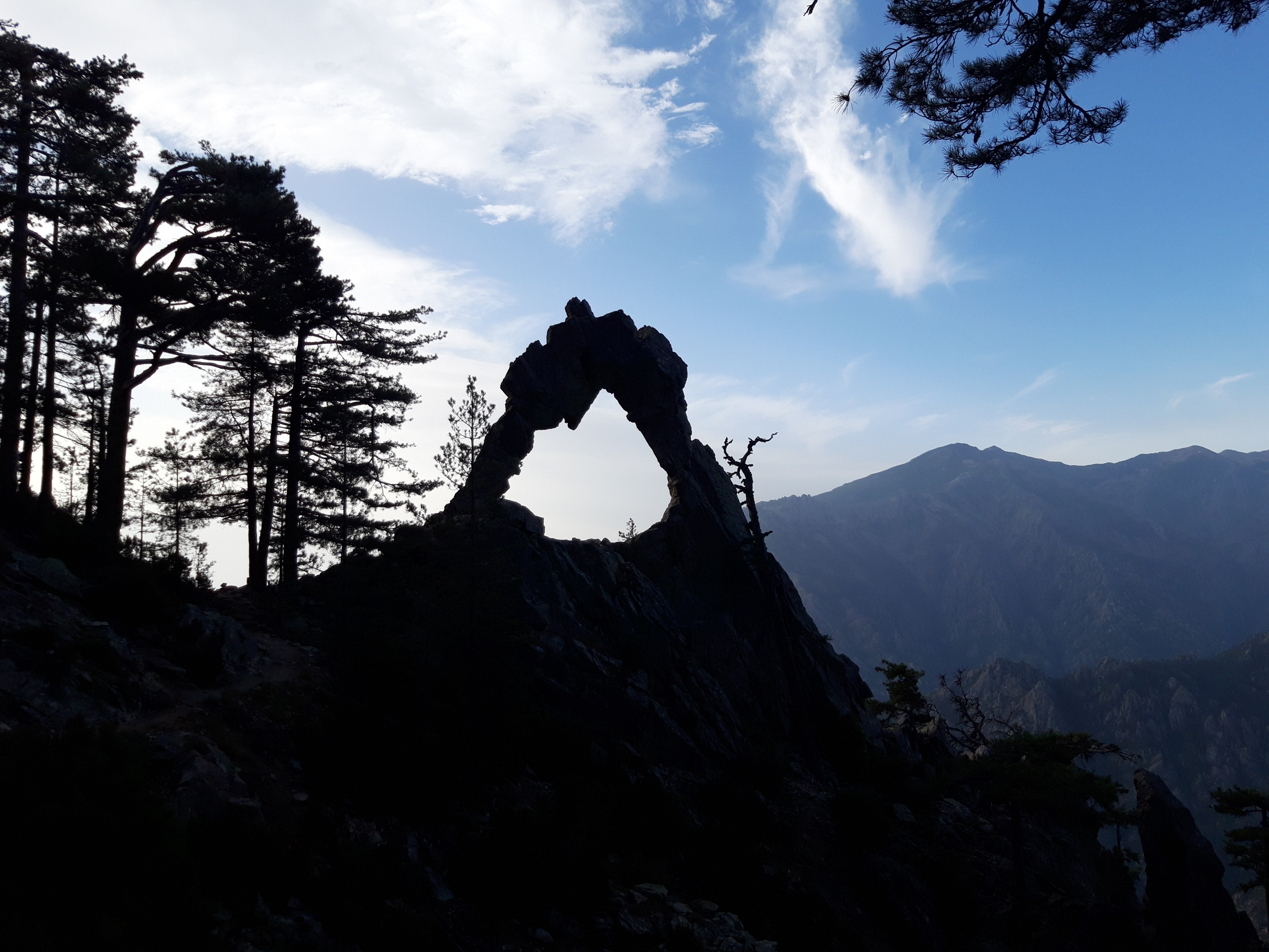 L'arche au départ de Corte