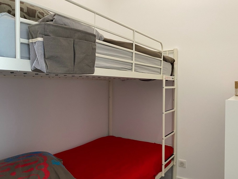 Chambre cabine avec deux lit en 90 superposés