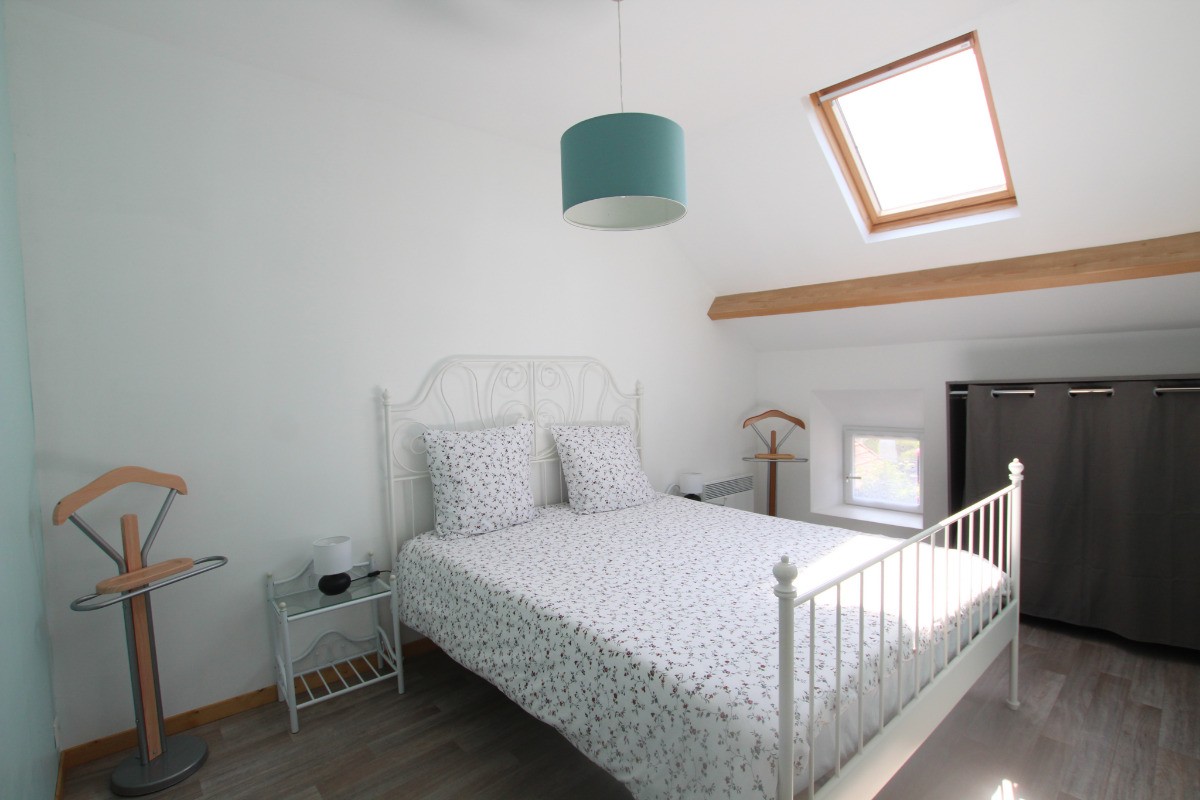 chambre : lit double