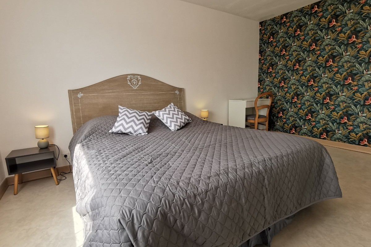 Etage: chambre 1 avec lit 160