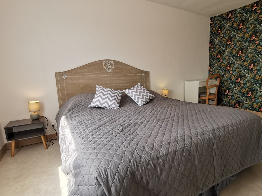 Etage: chambre 1 avec lit 160