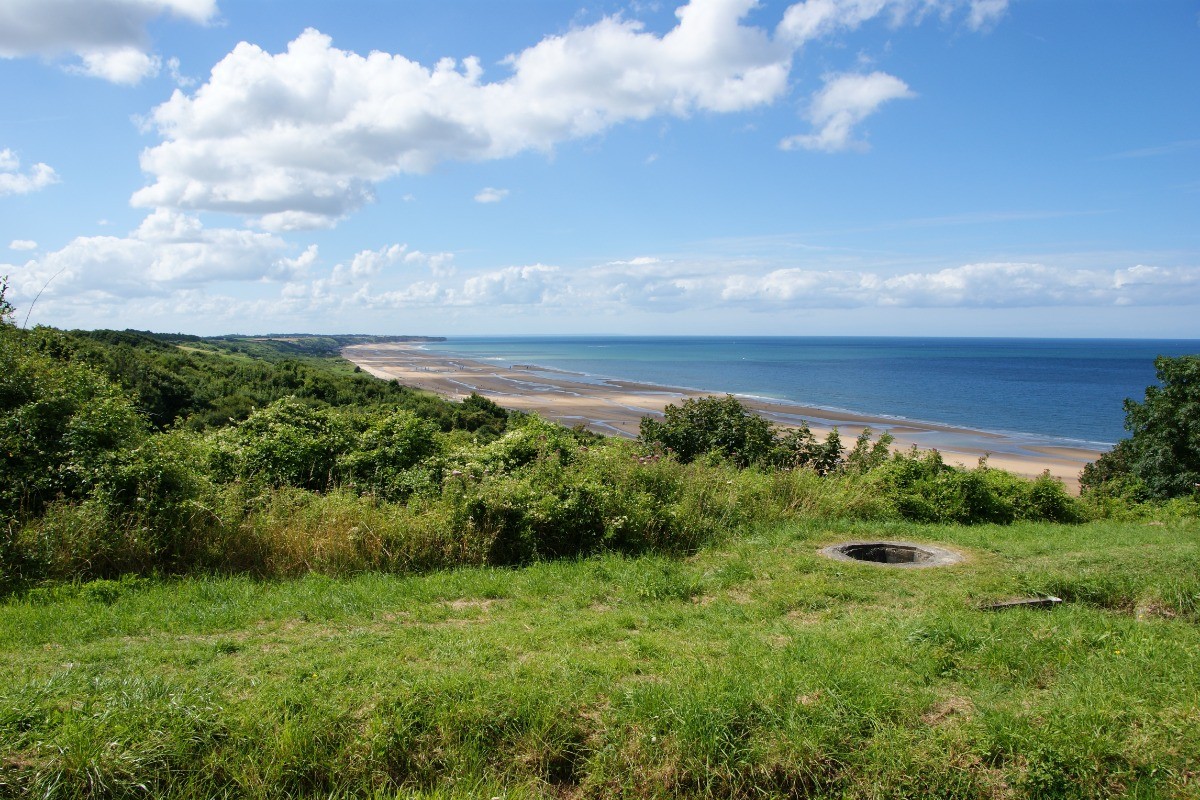 vue au dessus de la falaise d' OMAHA BEACH