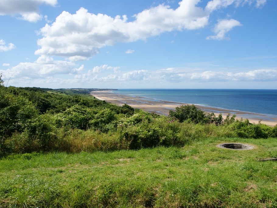 vue au dessus de la falaise d' OMAHA BEACH