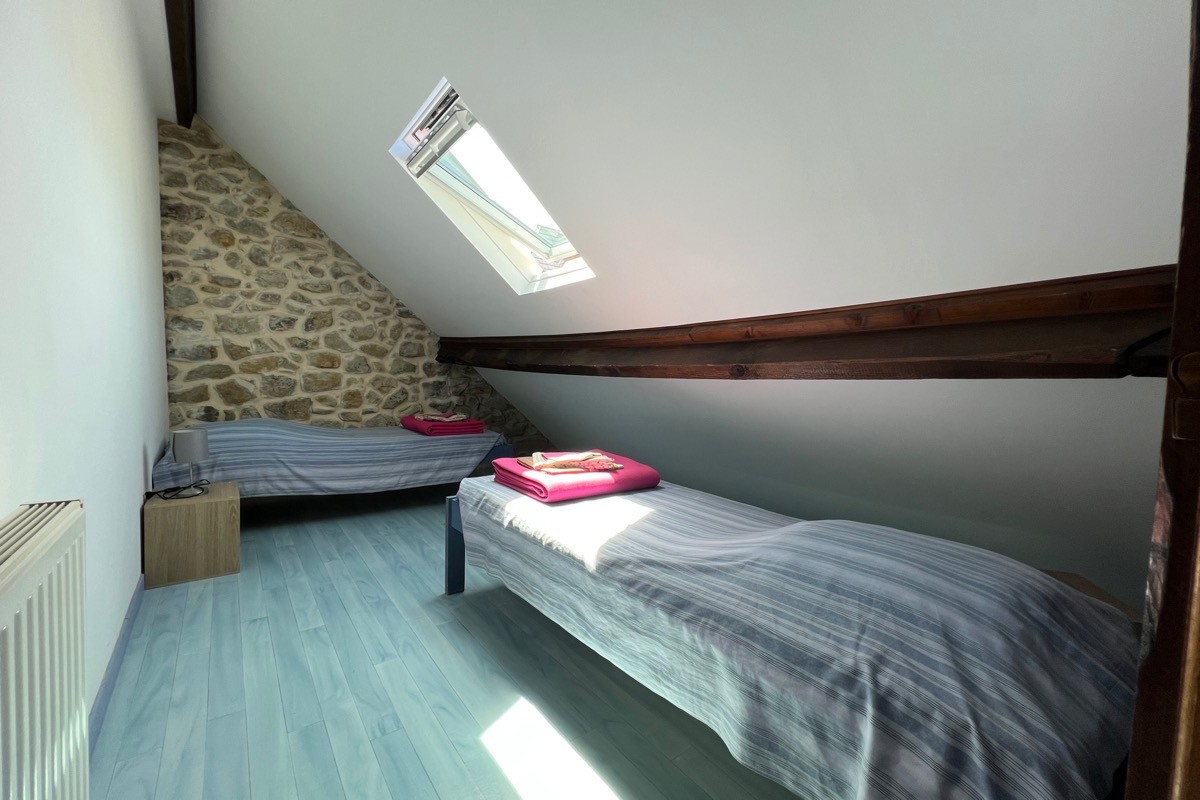 Mezzanine n°2 - Deux lits une place