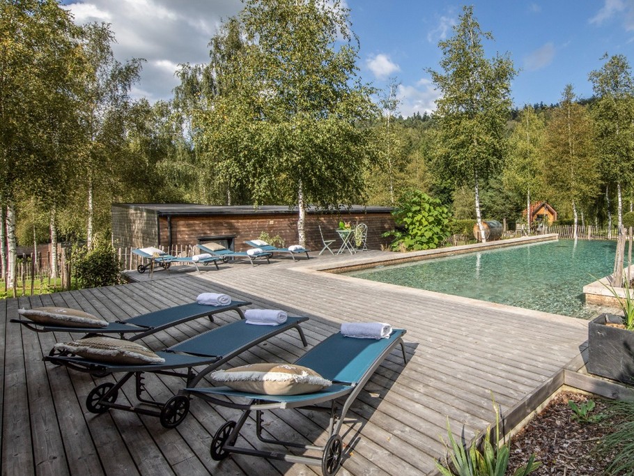 Piscine - Nid de l'hirondelle