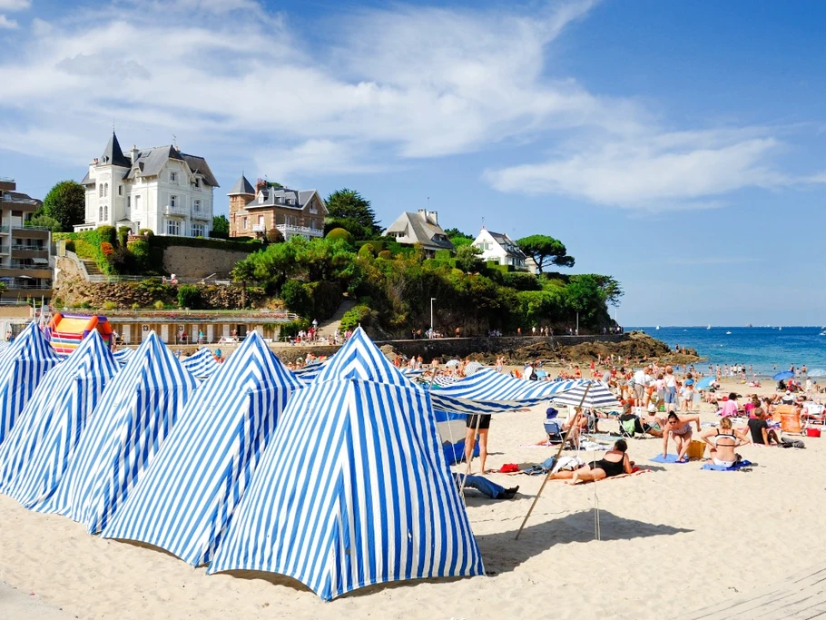 La Plage de l'Ecluse à Dinard.
Crédits photo : CRTB- LE-GAL-Yannick